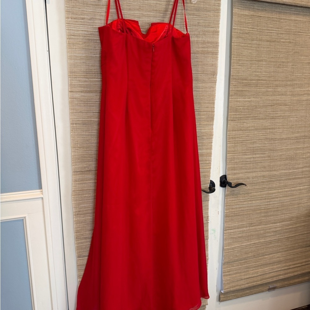 Aspeed Red Gown with crystal Embellishment - Picture 2 of 8